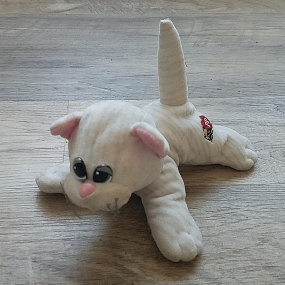 Unbranded Other - Pound Puppies Vintage 80s Mini Plush Cat, Collectible Toy